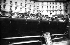 Charabanc.-1920.